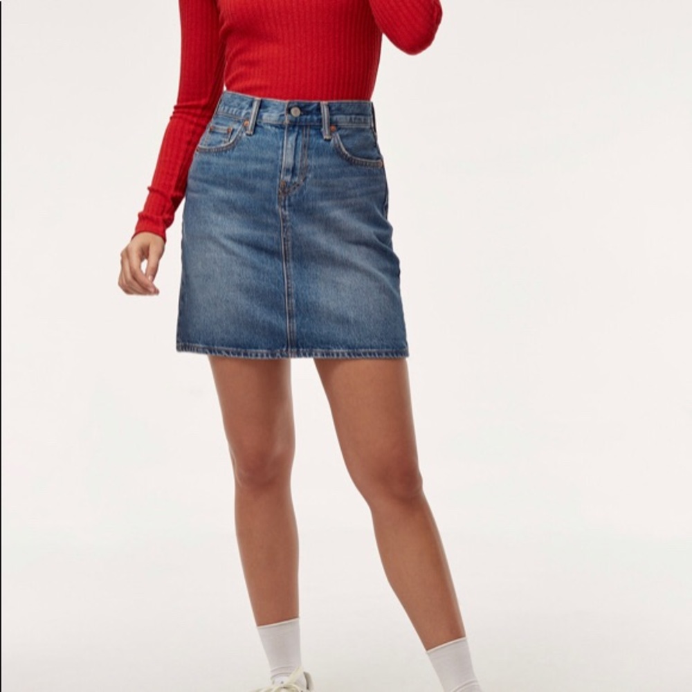 Levi’s everyday skirt